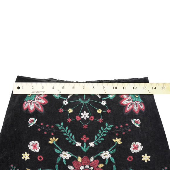 Blu Pepper Black Mini Skirt Sz S Embroidered Floral Corduroy Lined Cotton Skater - Picture 6 of 10